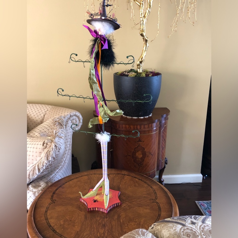 Krinkles by patience Brewster witch display tree